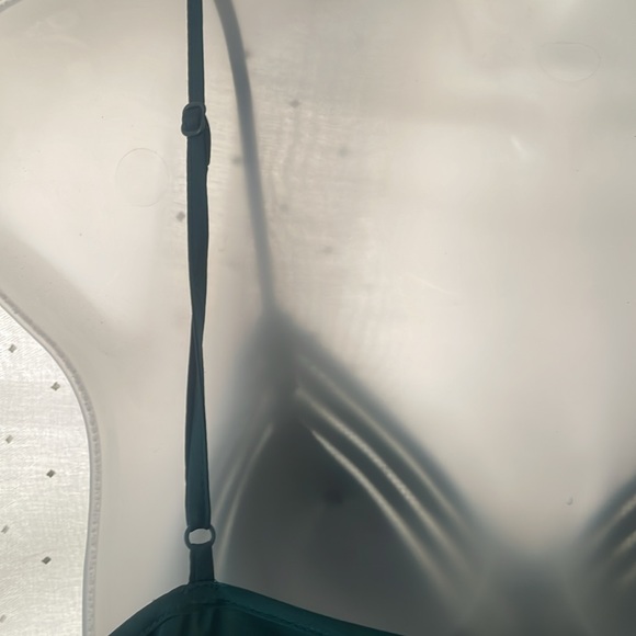 Satin green camisole - Picture 5 of 5